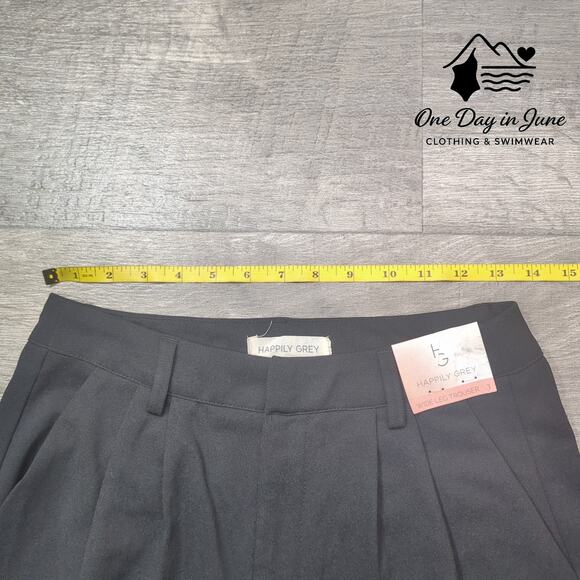 Happily Grey Juniors Wide Leg Trouser Pants Size 3 - Picture 3 of 6
